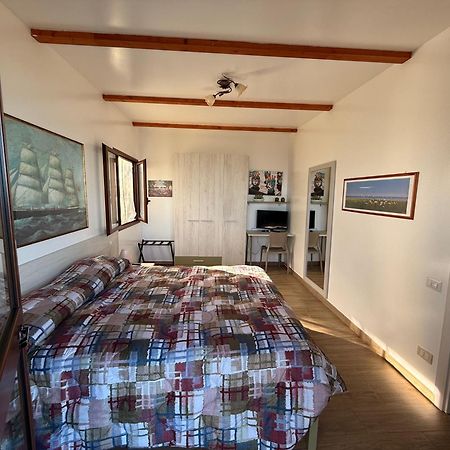 Mareblu Bed & Breakfast เชฟาลู ภายนอก รูปภาพ